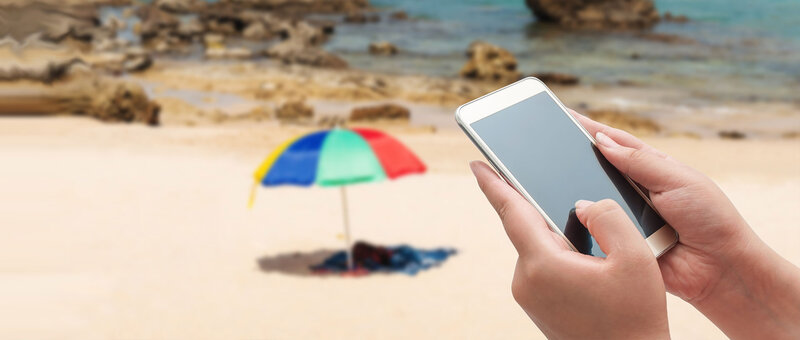 Handynutzung am Strand