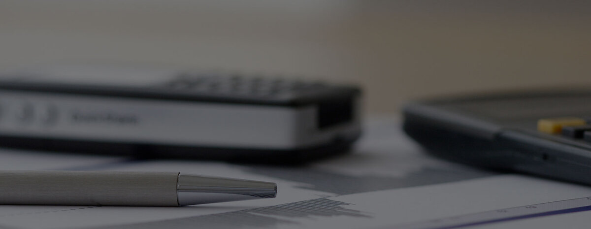 Taschenrechner berechnet Kosten der IP Telefonanlage