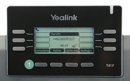 Yealink T41P Anruf weiterleiten Schritt 1